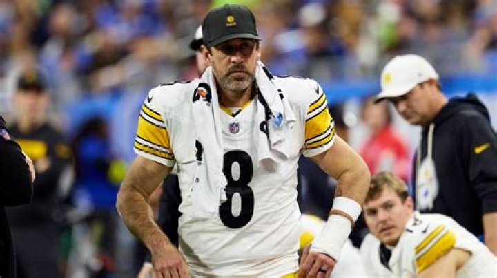 Aaron Rodgers' Relationship Status Revealed