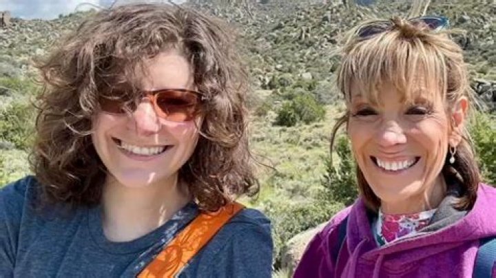 Is Roz Varon Married? Uncover The Mystery!